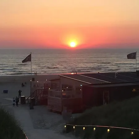 Nyaraló Gemuetliches Ferienbungalow Mit Garten Callantsoog