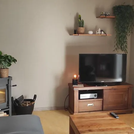 Gemuetliches Ferienbungalow Mit Garten